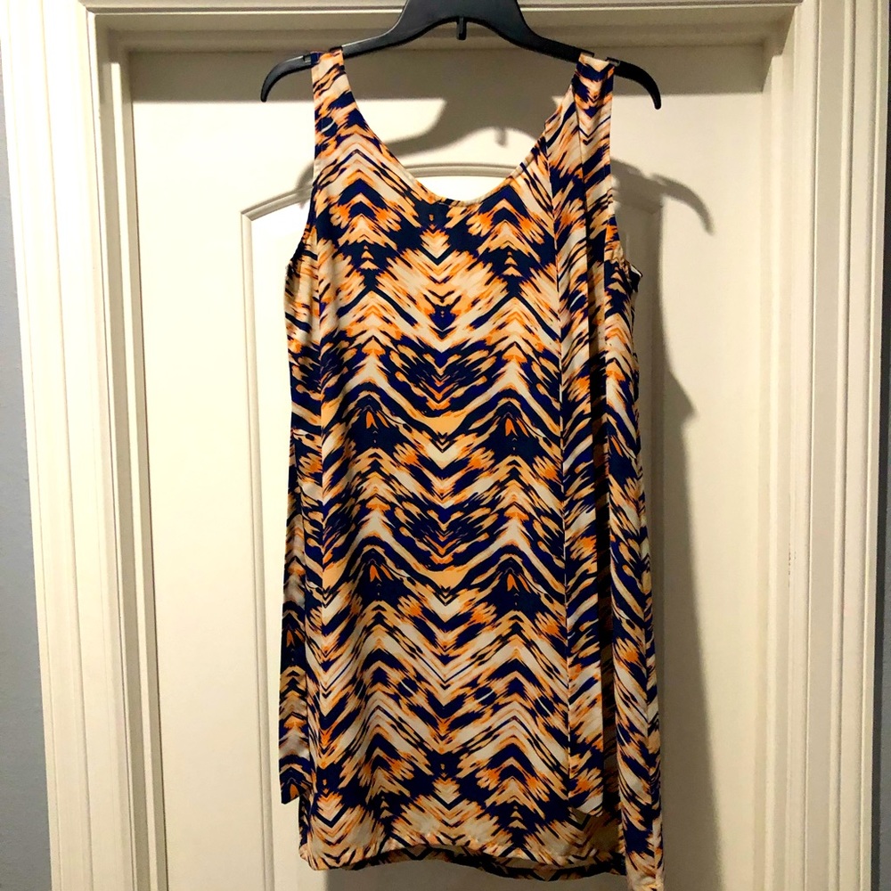 Paraphrase multi print shift dress size 8
